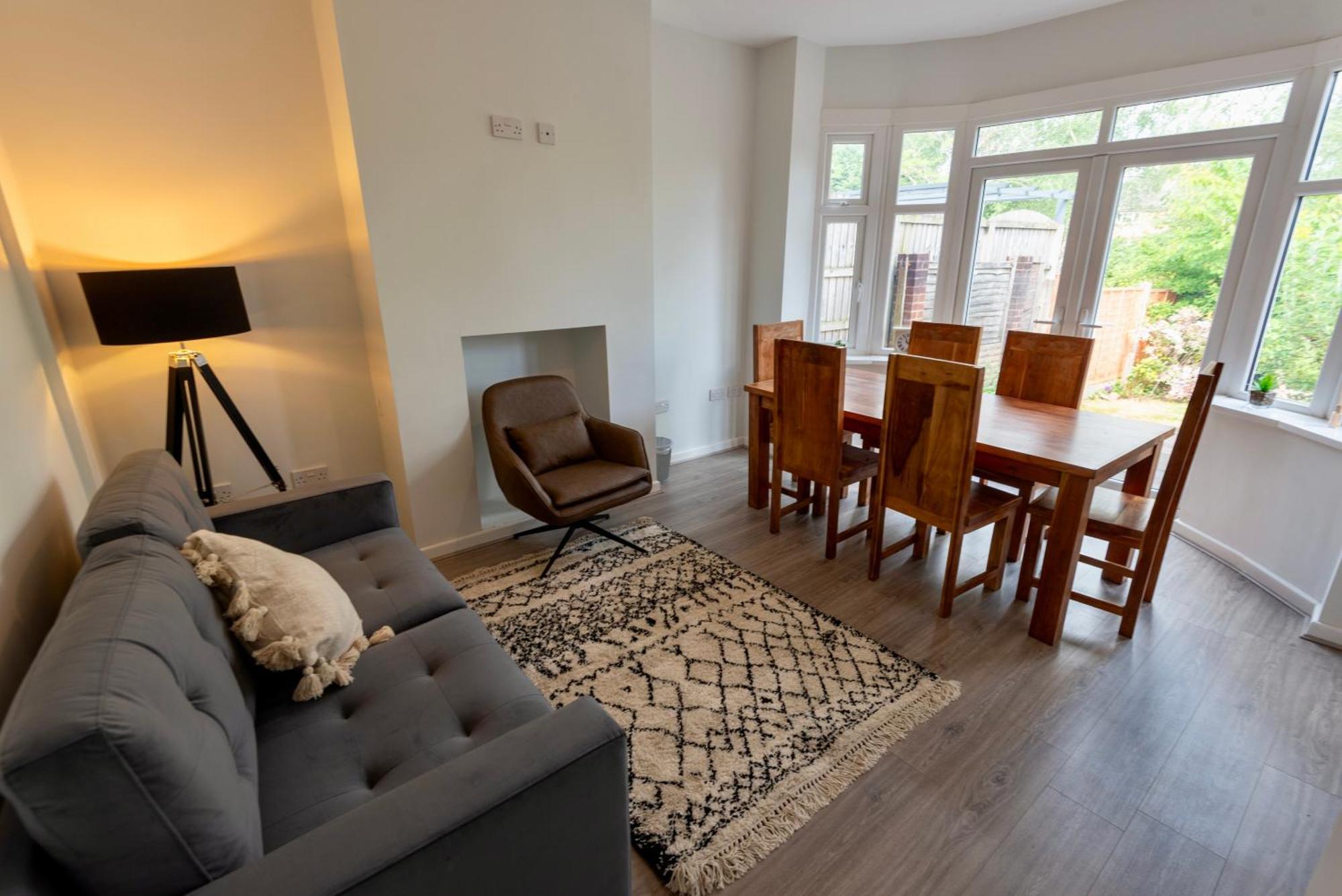 Single Room In Brand New 5 Bedroom Home BW Room 2 Solihull Exterior photo